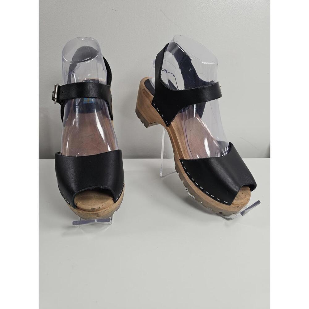 Mia Shoes Black Leather Open-Toe Wood-Effect Clog Sandals
